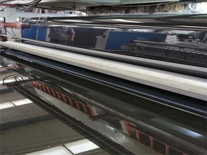 土工膜的質(zhì)量跟亮度有關(guān)系嗎